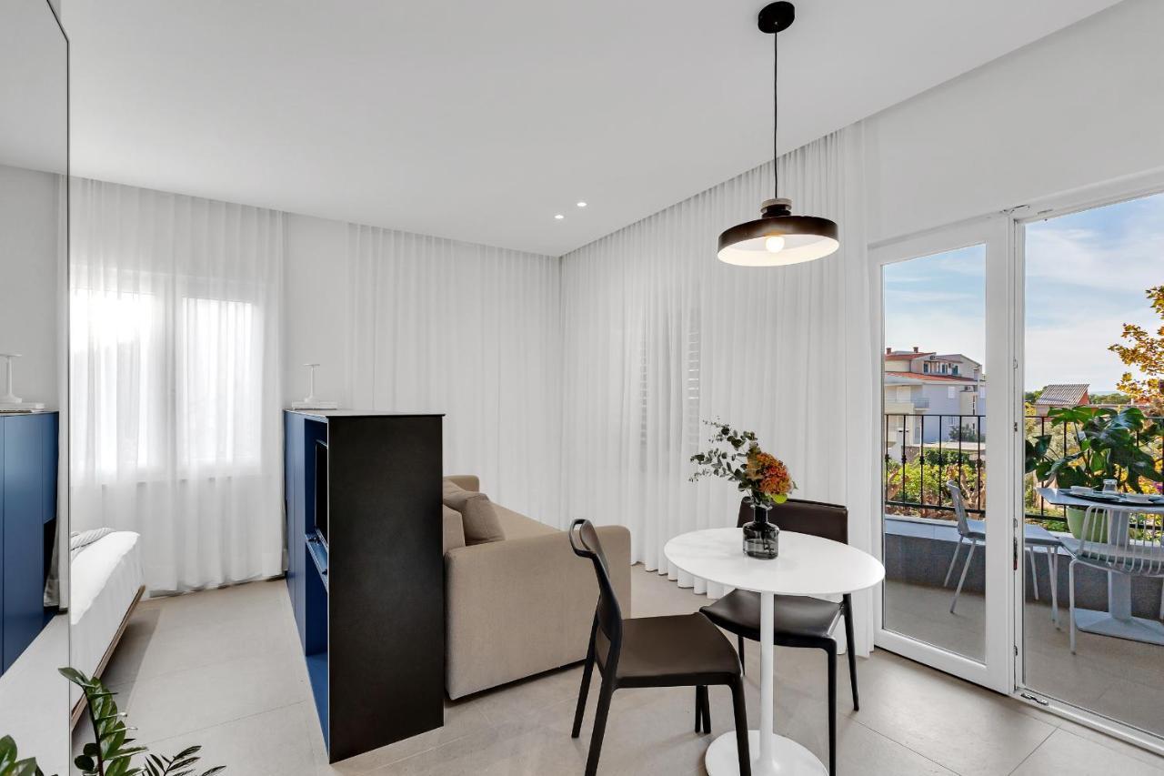 Apartments Villa Lili Tučepi Exteriör bild