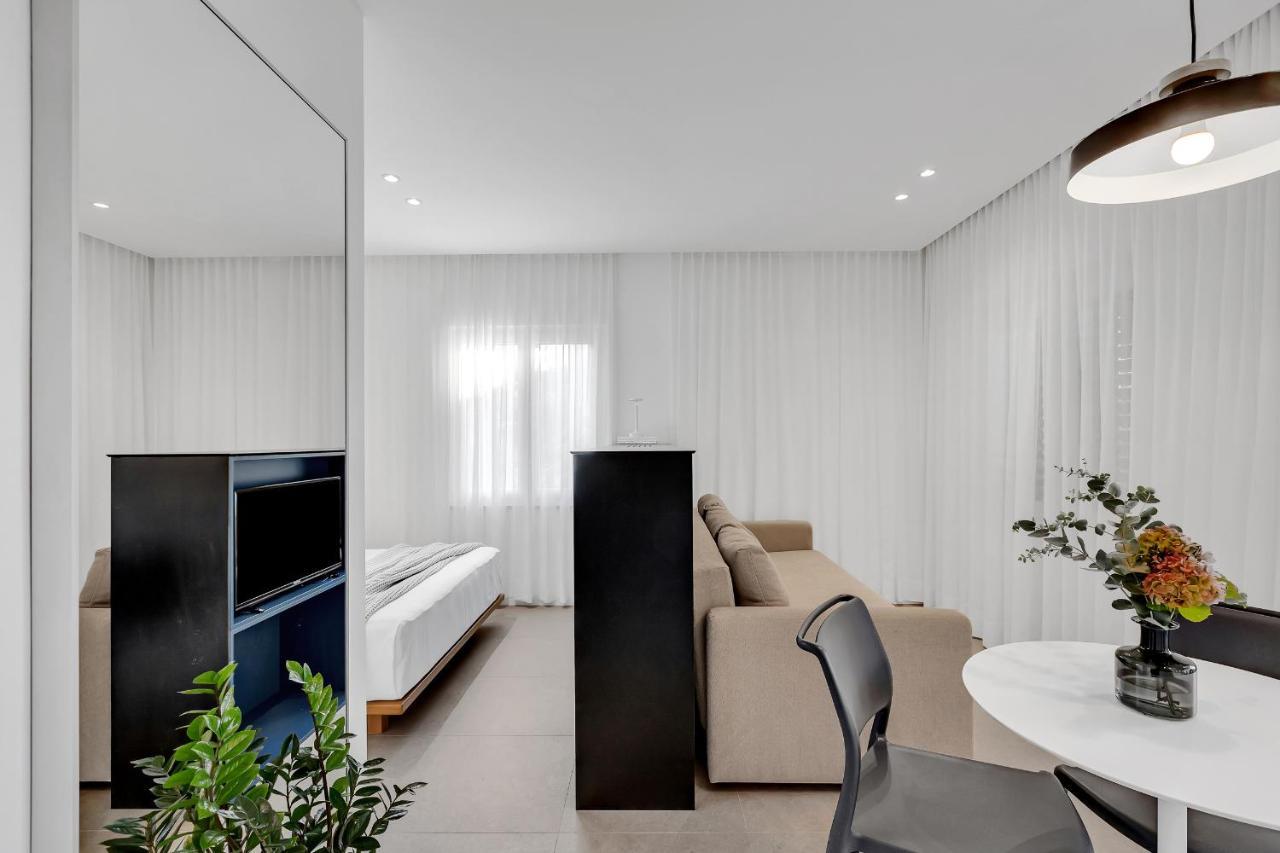 Apartments Villa Lili Tučepi Exteriör bild