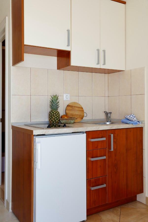 Apartments Villa Lili Tučepi Exteriör bild